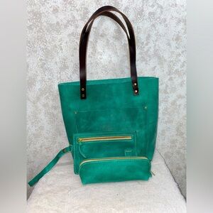 Reef Medium Classic Tote Bag with Matching Pouches Bundle